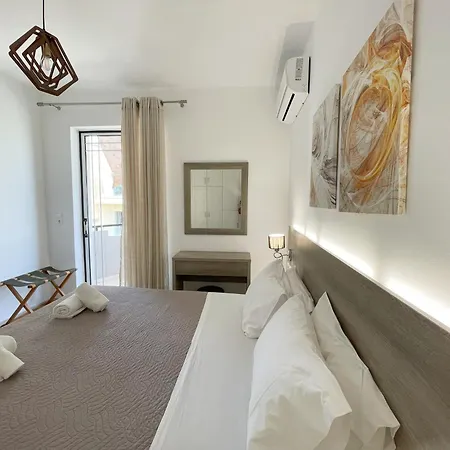 Sunset Seaside Apartment *